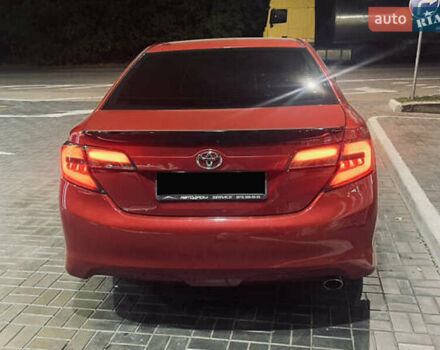 Тойота Камрі 2013 у Дніпро (Дніпропетровську) на Automoto.ua Червоний Тойота Камрі, об'ємом двигуна 2.49 л та пробігом 255 тис. км за 10800 $, фото 3 на Automoto.ua