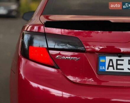Тойота Камри 2013 в Кривом Роге на Automoto.ua Красный Тойота Камри, объемом двигателя 2.5 л и пробегом 177 тыс. км за 10700 $, фото 17 на Automoto.ua