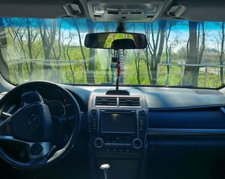 Красный Тойота Камри, объемом двигателя 2.5 л и пробегом 180 тыс. км за 12000 $, фото 4 на Automoto.ua