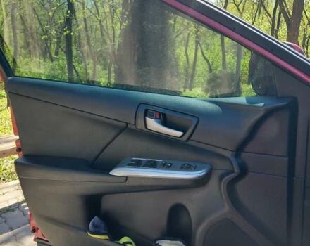 Красный Тойота Камри, объемом двигателя 2.5 л и пробегом 180 тыс. км за 12000 $, фото 7 на Automoto.ua