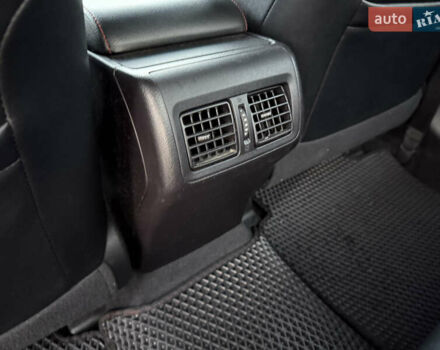 Красный Тойота Камри, объемом двигателя 2.49 л и пробегом 132 тыс. км за 15200 $, фото 16 на Automoto.ua