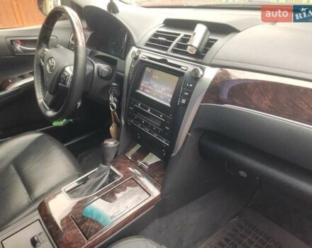 Красный Тойота Камри, объемом двигателя 2.49 л и пробегом 181 тыс. км за 14700 $, фото 51 на Automoto.ua