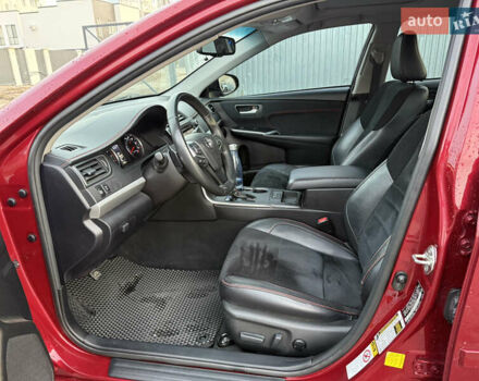 Красный Тойота Камри, объемом двигателя 2.49 л и пробегом 132 тыс. км за 15200 $, фото 12 на Automoto.ua