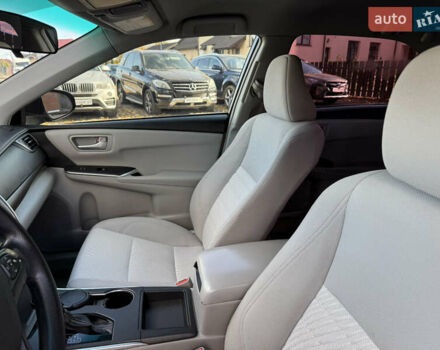 Красный Тойота Камри, объемом двигателя 2.49 л и пробегом 185 тыс. км за 11700 $, фото 38 на Automoto.ua