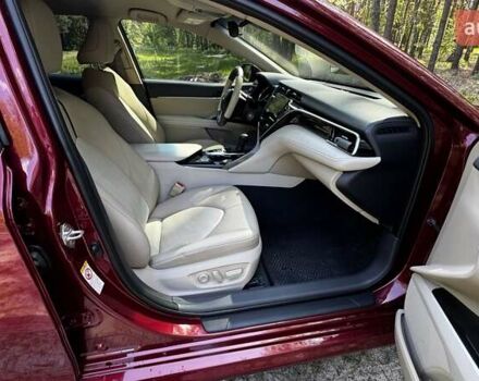 Красный Тойота Камри, объемом двигателя 2.49 л и пробегом 76 тыс. км за 18500 $, фото 13 на Automoto.ua