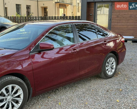 Красный Тойота Камри, объемом двигателя 2.49 л и пробегом 185 тыс. км за 11700 $, фото 5 на Automoto.ua