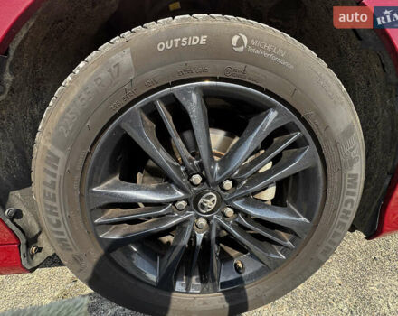 Красный Тойота Камри, объемом двигателя 2.49 л и пробегом 76 тыс. км за 18500 $, фото 1 на Automoto.ua