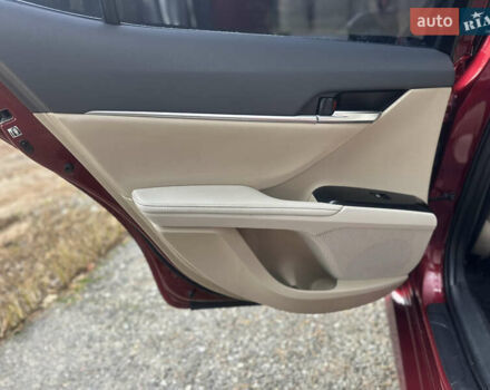 Тойота Камри 2017 в Киеве на Automoto.ua Красный Тойота Камри, объемом двигателя 2.49 л и пробегом 61 тыс. км за 17900 $, фото 8 на Automoto.ua