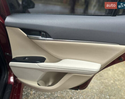 Тойота Камри 2017 в Киеве на Automoto.ua Красный Тойота Камри, объемом двигателя 2.49 л и пробегом 61 тыс. км за 17900 $, фото 14 на Automoto.ua