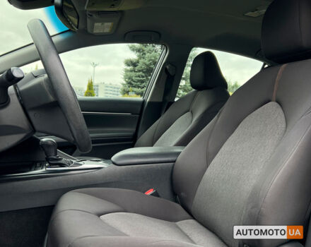 Красный Тойота Камри, объемом двигателя 2.5 л и пробегом 123 тыс. км за 17600 $, фото 13 на Automoto.ua