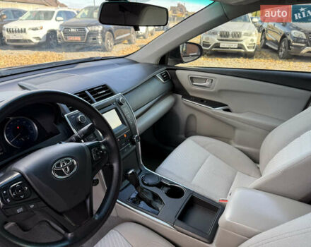 Красный Тойота Камри, объемом двигателя 2.49 л и пробегом 185 тыс. км за 11700 $, фото 39 на Automoto.ua