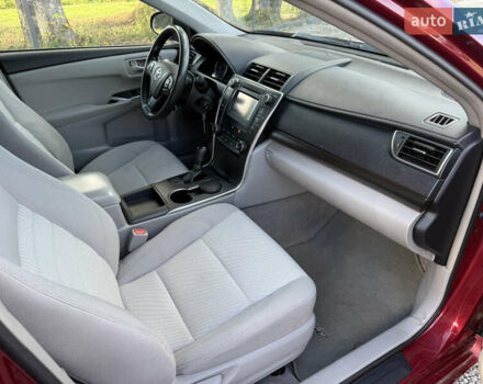 Красный Тойота Камри, объемом двигателя 2.49 л и пробегом 185 тыс. км за 11700 $, фото 48 на Automoto.ua