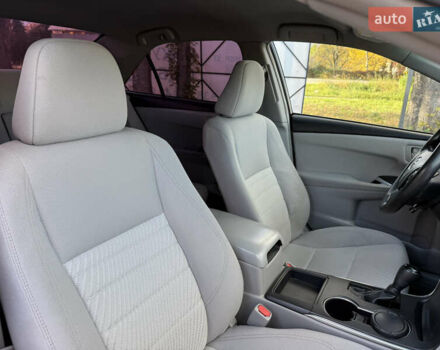 Красный Тойота Камри, объемом двигателя 2.49 л и пробегом 185 тыс. км за 11700 $, фото 51 на Automoto.ua