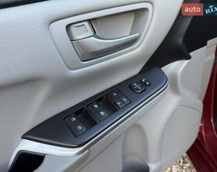 Красный Тойота Камри, объемом двигателя 2.49 л и пробегом 185 тыс. км за 11700 $, фото 27 на Automoto.ua