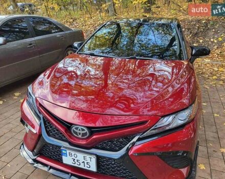 Тойота Камри 2018 в Тернополе на Automoto.ua Красный Тойота Камри, объемом двигателя 2.49 л и пробегом 143 тыс. км за 22300 $, фото 3 на Automoto.ua
