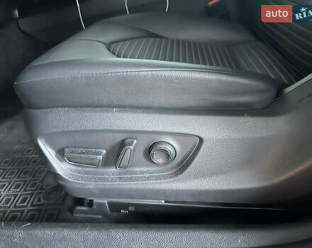 Червоний Тойота Камрі, об'ємом двигуна 2.5 л та пробігом 130 тис. км за 18300 $, фото 4 на Automoto.ua