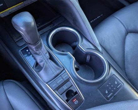 Красный Тойота Камри, объемом двигателя 3.5 л и пробегом 49 тыс. км за 3800 $, фото 10 на Automoto.ua