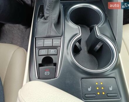 Красный Тойота Камри, объемом двигателя 2.49 л и пробегом 60 тыс. км за 24500 $, фото 16 на Automoto.ua
