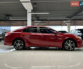Тойота Камри 2020 в Хмельницком на Automoto.ua Красный Тойота Камри, объемом двигателя 2.49 л и пробегом 142 тыс. км за 20400 $, фото 5 на Automoto.ua