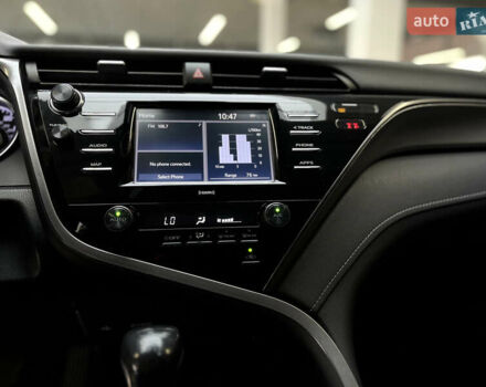 Тойота Камри 2020 в Хмельницком на Automoto.ua Красный Тойота Камри, объемом двигателя 2.49 л и пробегом 142 тыс. км за 20400 $, фото 14 на Automoto.ua