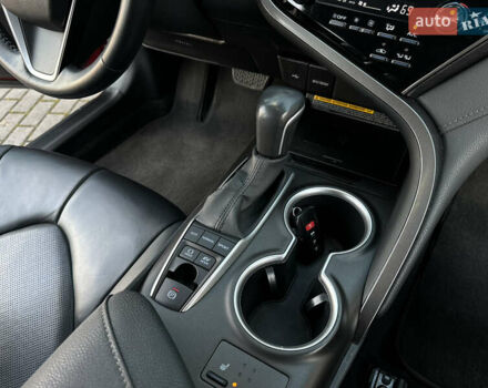 Красный Тойота Камри, объемом двигателя 2.5 л и пробегом 48 тыс. км за 28500 $, фото 124 на Automoto.ua