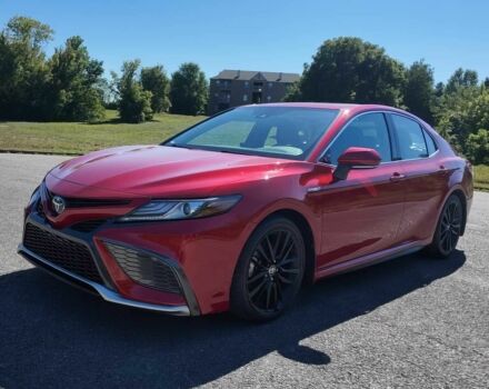 Тойота Камри 2021 в Киеве на Automoto.ua Красный Тойота Камри, объемом двигателя 2.5 л и пробегом 14 тыс. км за 18300 $, фото 2 на Automoto.ua