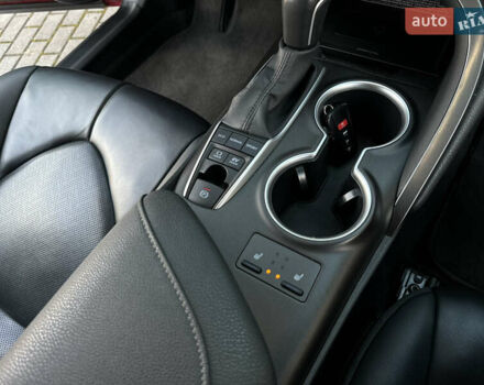 Красный Тойота Камри, объемом двигателя 2.5 л и пробегом 48 тыс. км за 28500 $, фото 125 на Automoto.ua