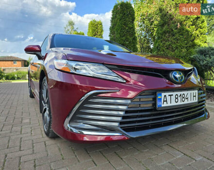 Красный Тойота Камри, объемом двигателя 2.49 л и пробегом 49 тыс. км за 32900 $, фото 2 на Automoto.ua