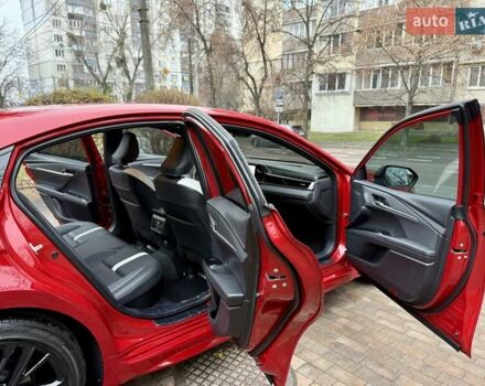 Красный Тойота Камри, объемом двигателя 2.49 л и пробегом 10 тыс. км за 36500 $, фото 32 на Automoto.ua