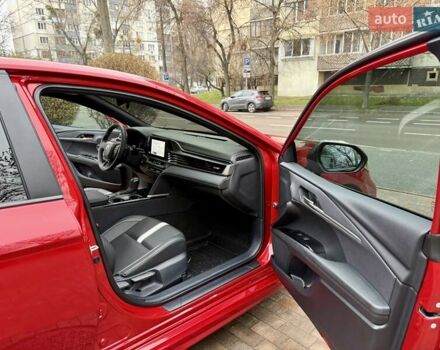 Красный Тойота Камри, объемом двигателя 2.49 л и пробегом 10 тыс. км за 36500 $, фото 45 на Automoto.ua