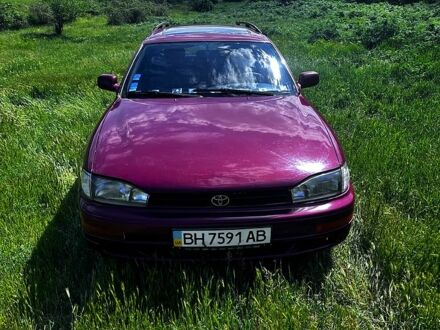 Тойота Камрі 1994 у Ананьеве на Automoto.ua Червоний Тойота Камрі, об'ємом двигуна 2.2 л та пробігом 590 тис. км за 3500 $, фото 1 на Automoto.ua