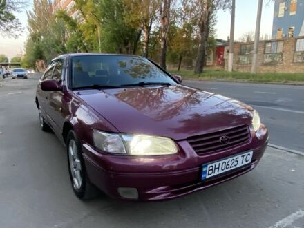 Тойота Камрі 1997 у Одесі на Automoto.ua Червоний Тойота Камрі, об'ємом двигуна 3 л та пробігом 310 тис. км за 2550 $, фото 1 на Automoto.ua