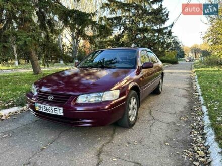 Червоний Тойота Камрі, об'ємом двигуна 3 л та пробігом 340 тис. км за 2950 $, фото 1 на Automoto.ua