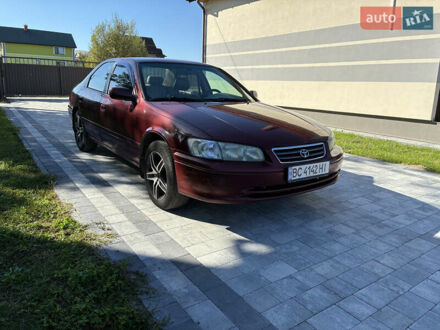 Тойота Камри 2001 в Рава-Русская на Automoto.ua Красный Тойота Камри, объемом двигателя 2.2 л и пробегом 498 тыс. км за 2500 $, фото 1 на Automoto.ua