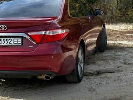 Червоний Тойота Камрі, об'ємом двигуна 0 л та пробігом 134 тис. км за 11000 $, фото 1 на Automoto.ua