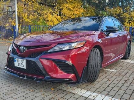 Тойота Камри 2018 в Тернополе на Automoto.ua Красный Тойота Камри, объемом двигателя 2.49 л и пробегом 143 тыс. км за 22300 $, фото 1 на Automoto.ua
