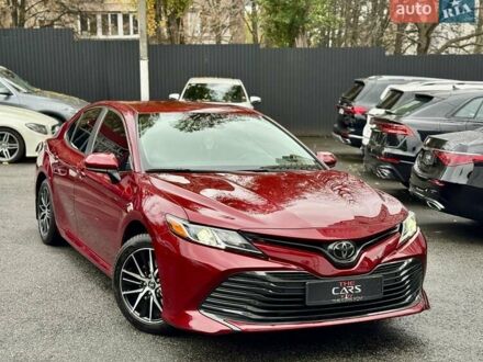 Красный Тойота Камри, объемом двигателя 2.49 л и пробегом 51 тыс. км за 19900 $, фото 1 на Automoto.ua