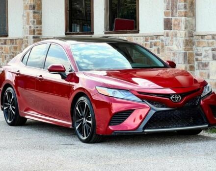 Красный Тойота Камри, объемом двигателя 2.5 л и пробегом 35 тыс. км за 15000 $, фото 1 на Automoto.ua