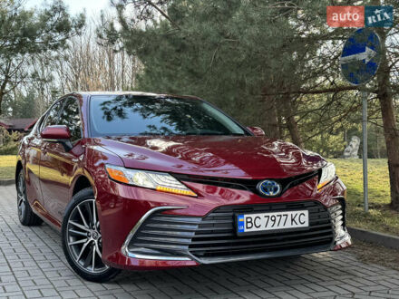 Тойота Камрі 2021 у Дрогобичі на Automoto.ua Червоний Тойота Камрі, об'ємом двигуна 2.5 л та пробігом 33 тис. км за 28700 $, фото 1 на Automoto.ua