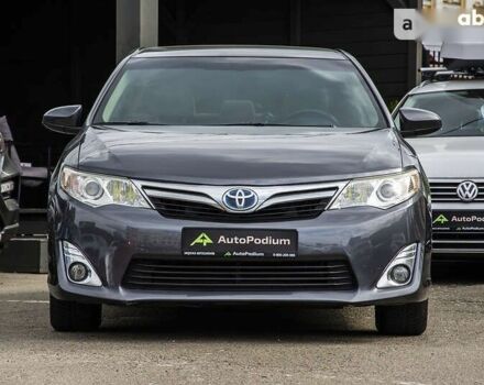 Тойота Камри, объемом двигателя 2.5 л и пробегом 211 тыс. км за 13650 $, фото 2 на Automoto.ua