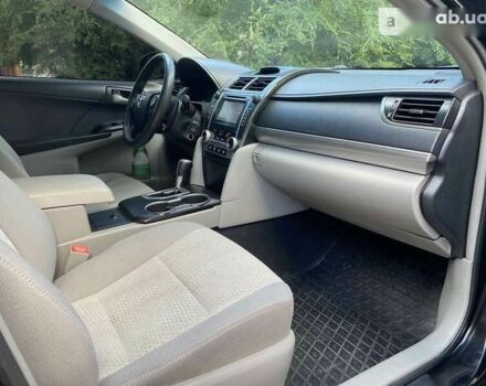 Тойота Камри, объемом двигателя 2.5 л и пробегом 256 тыс. км за 10999 $, фото 7 на Automoto.ua