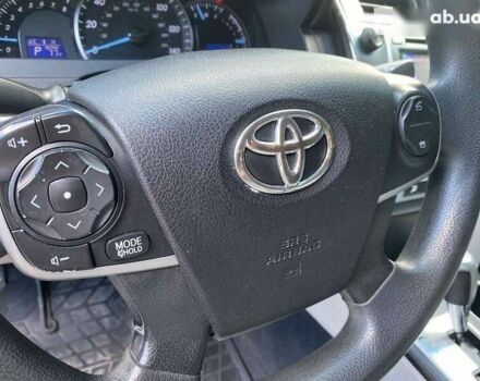 Тойота Камри, объемом двигателя 2.5 л и пробегом 256 тыс. км за 10999 $, фото 9 на Automoto.ua