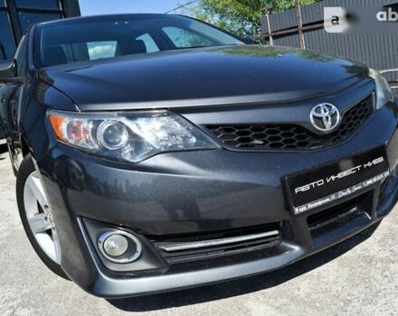 Тойота Камрі, об'ємом двигуна 0 л та пробігом 262 тис. км за 10999 $, фото 4 на Automoto.ua