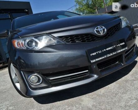 Тойота Камрі, об'ємом двигуна 0 л та пробігом 262 тис. км за 10999 $, фото 3 на Automoto.ua