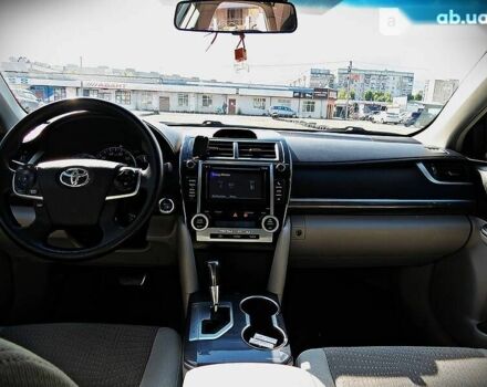 Тойота Камри, объемом двигателя 2.5 л и пробегом 124 тыс. км за 15500 $, фото 15 на Automoto.ua