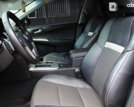 Тойота Камри, объемом двигателя 2.5 л и пробегом 152 тыс. км за 13500 $, фото 14 на Automoto.ua