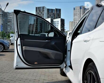 Тойота Камри, объемом двигателя 2.5 л и пробегом 72 тыс. км за 20200 $, фото 18 на Automoto.ua