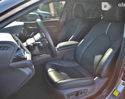 Тойота Камри, объемом двигателя 2.5 л и пробегом 28 тыс. км за 27500 $, фото 6 на Automoto.ua