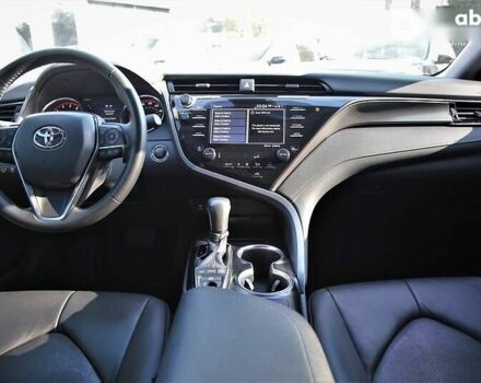 Тойота Камри, объемом двигателя 2.5 л и пробегом 28 тыс. км за 27500 $, фото 11 на Automoto.ua