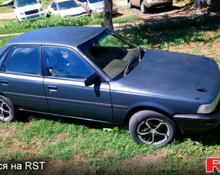 Тойота Камри, объемом двигателя 2 л и пробегом 350 тыс. км за 900 $, фото 1 на Automoto.ua